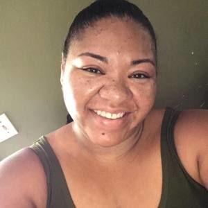 Meet your Posher, Tia